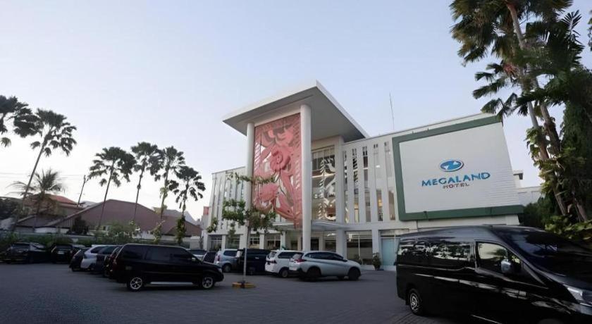 Megaland Hotel Solo Exterior foto